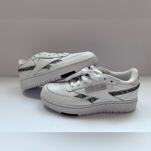 Reebok Club C Double Women’s Sneakers White Silver Black Size 8 BNWT